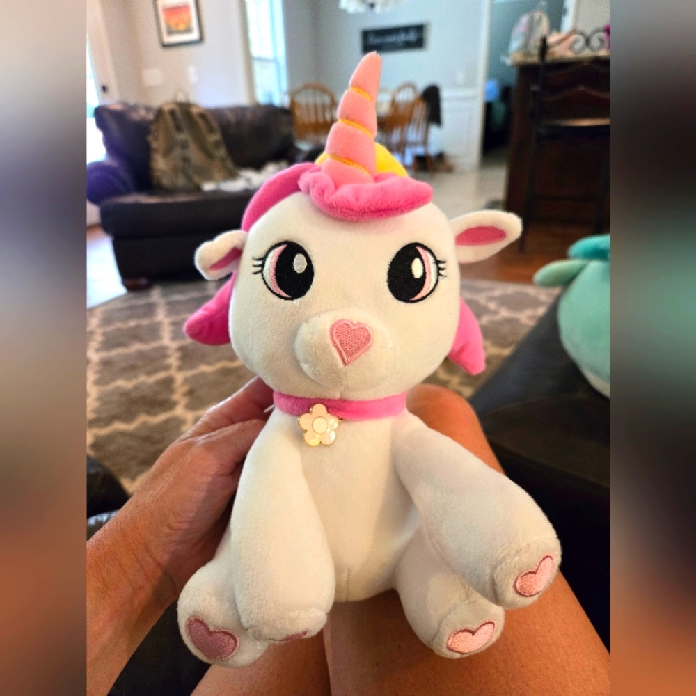 Iamsanna plush